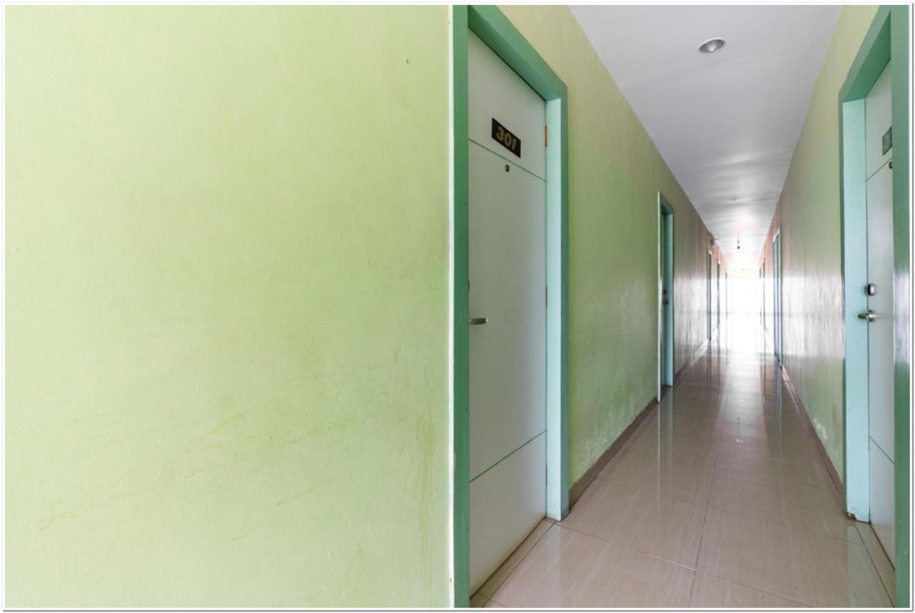 Reddoorz Plus @ Hertasning Area Makassar Bagian luar foto